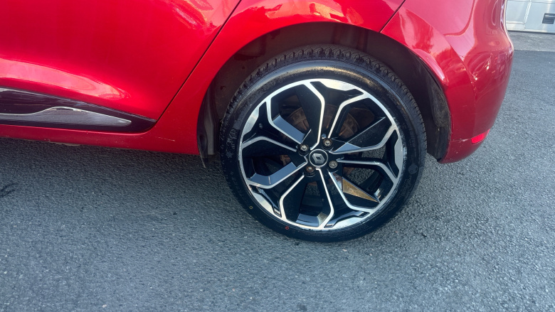 Renault Clio 0.9 TCE 90 Iconic 5dr Petrol Hatchback